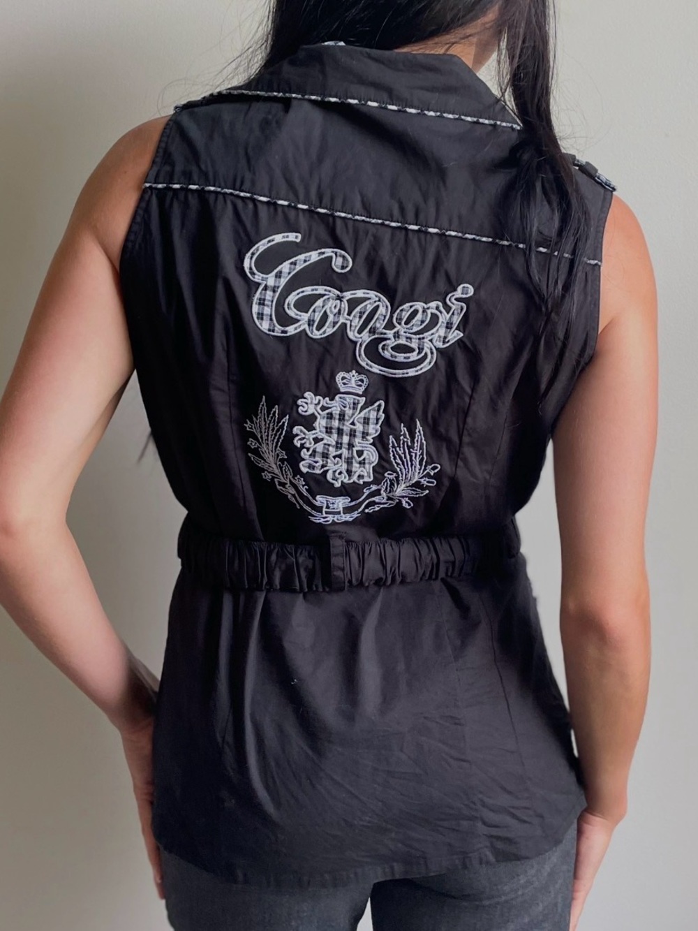 COOGI Embroidered Sleeveless Utility Vest Top Top